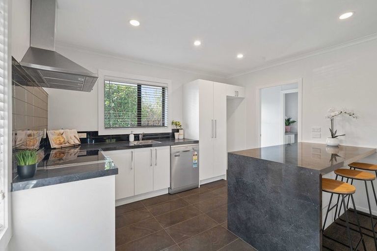 Photo of property in 58 Bentley Street, Russley, Christchurch, 8042