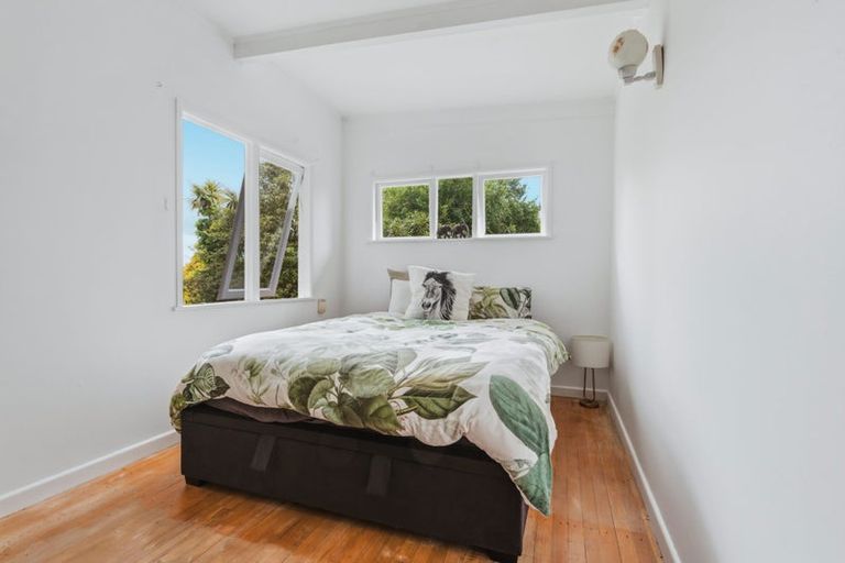 Photo of property in 11 Frederick Street, Two Mile Bay, Taupo, 3330