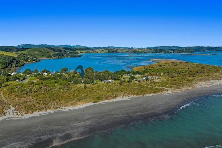 Photo of property in 408 Ohiwa Harbour Road, Waiotahi, Opotiki, 3198