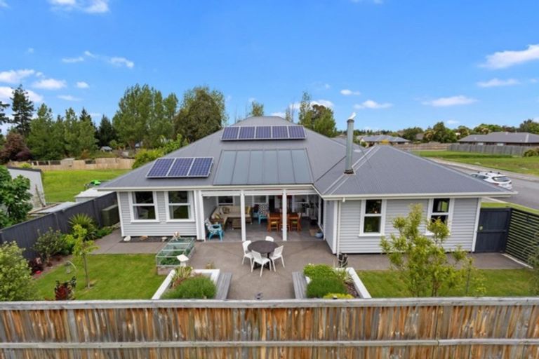 Photo of property in 22 Wineberry Avenue, Amberley, 7410