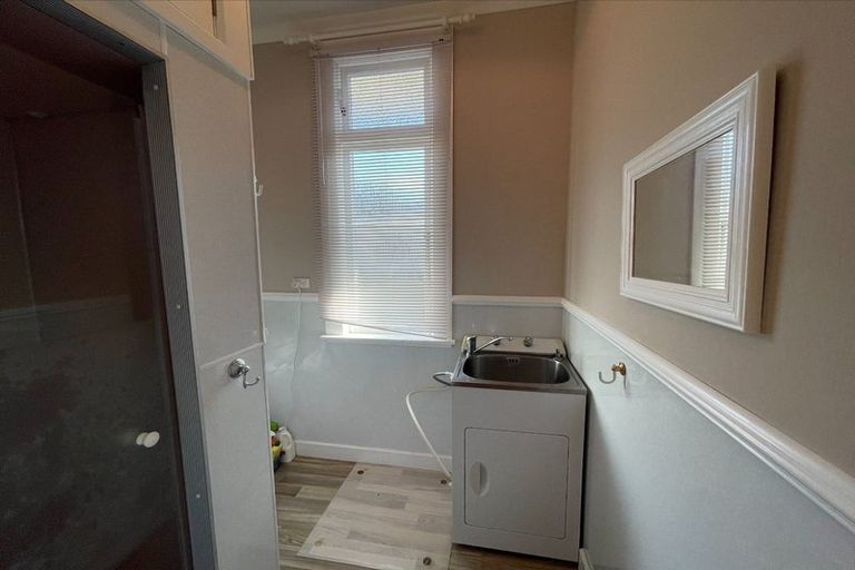 Photo of property in 5 Mason Terrace, Gonville, Whanganui, 4501