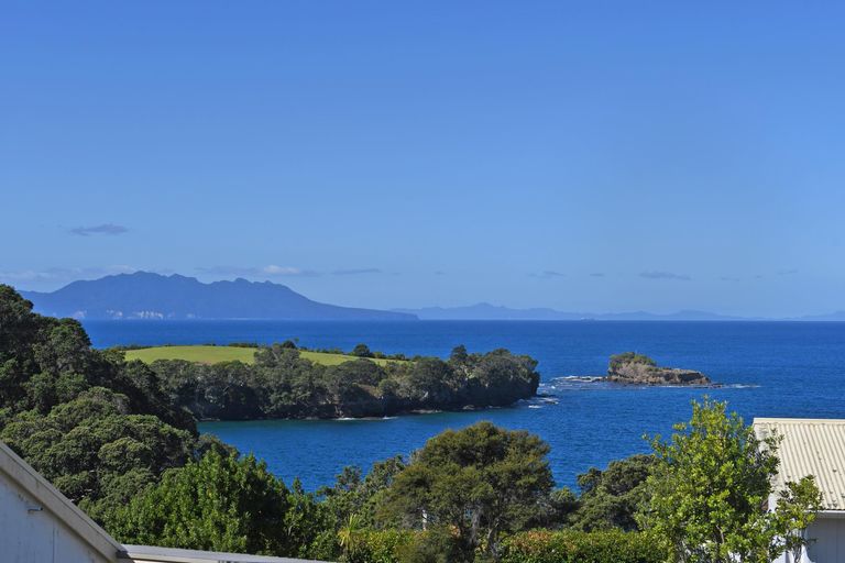 Photo of property in 46 Cumberland Street, Leigh, 0985