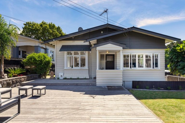 Photo of property in 73 Alberton Avenue, Mount Albert, Auckland, 1025