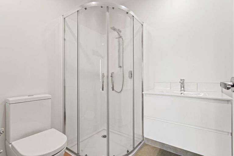 Photo of property in 29 Meg Lane, Glen Eden, Auckland, 0602