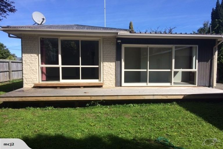 Photo of property in 7 Dinton Street, Russley, Christchurch, 8042