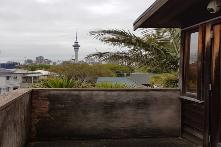 Photo of property in 37a Anglesea Street, Freemans Bay, Auckland, 1011