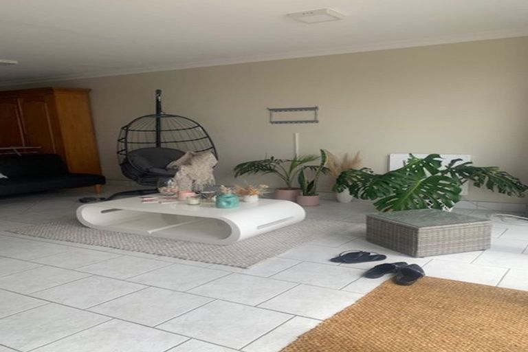 Photo of property in 2/171 Marine Parade, Mount Maunganui, 3116