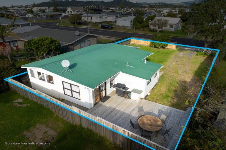 Photo of property in 204 Hetherington Road, Whangamata, 3620