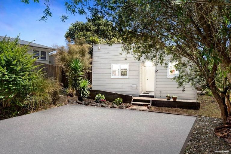 Photo of property in 554c Swanson Road, Ranui, Auckland, 0612