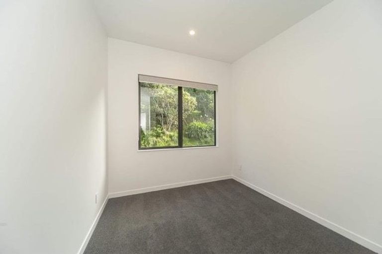 Photo of property in 52 High Street, Island Bay, Wellington, 6023
