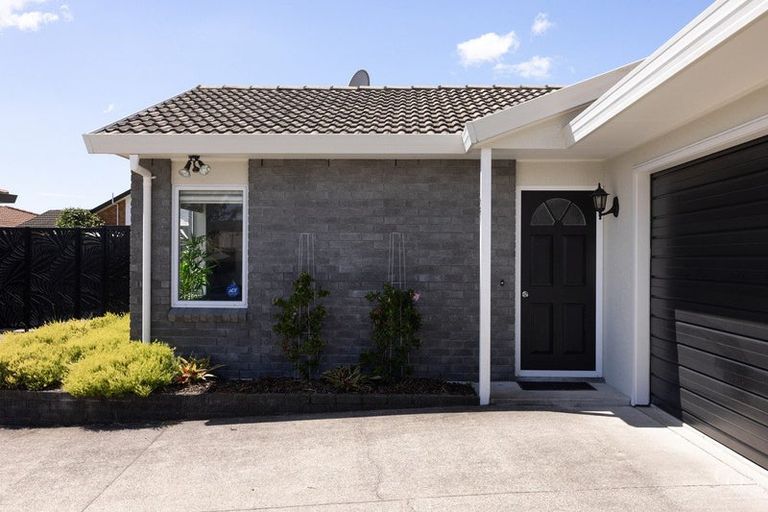 Photo of property in 27 Balmacewen Place, Mount Maunganui, 3116