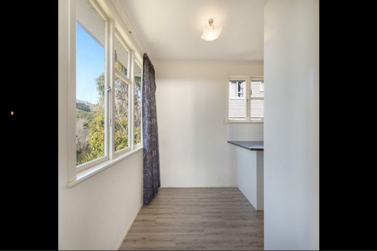 Photo of property in 101 Sievers Grove, Cannons Creek, Porirua, 5024