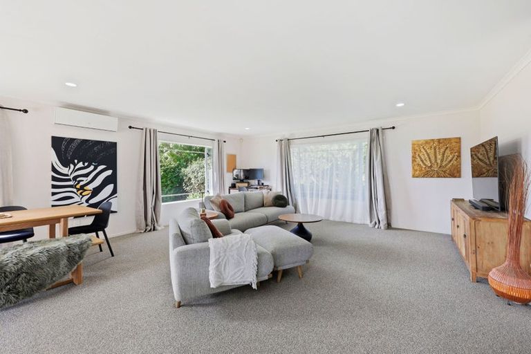 Photo of property in 32 Highfields Terrace, Henderson, Auckland, 0612