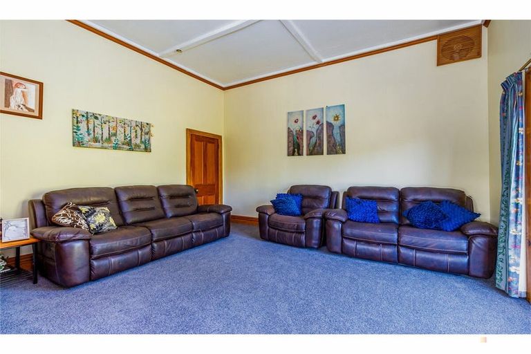 Photo of property in 70 Parsonage Road, Waimate, 7978