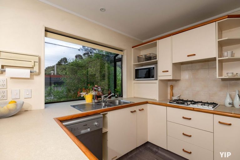 Photo of property in 23 Chisbury Street, Churton Park, Wellington, 6037