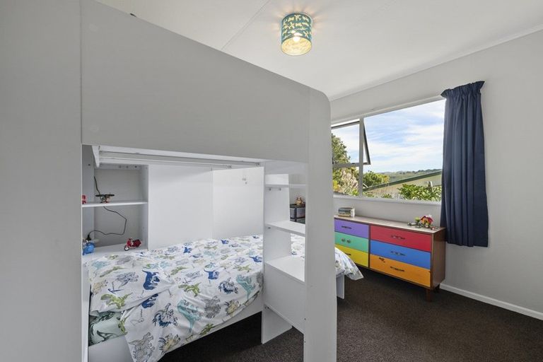 Photo of property in 36 Kingsley Street, Stokes Valley, Lower Hutt, 5019