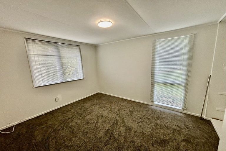 Photo of property in 49 Taurus Crescent, Beach Haven, Auckland, 0626