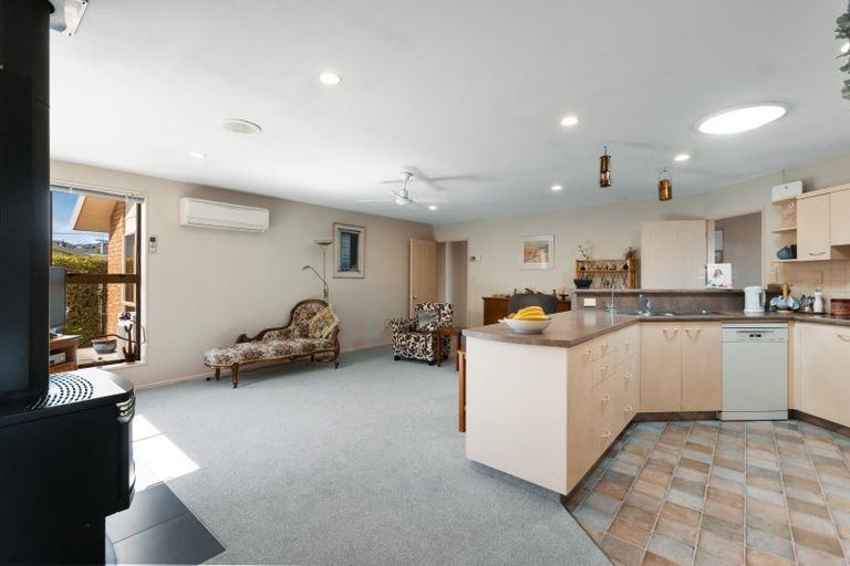 Photo of property in 10 Mayfair Grove, Alexandra, 9320