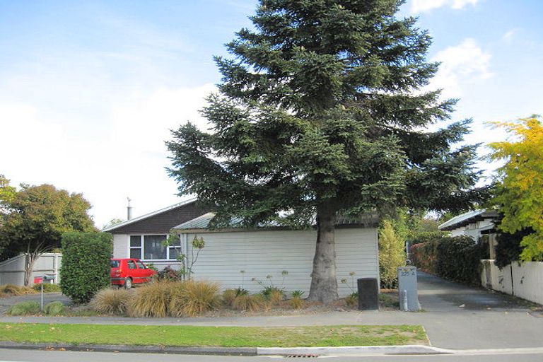 Photo of property in 1/225 Waimairi Road, Ilam, Christchurch, 8041