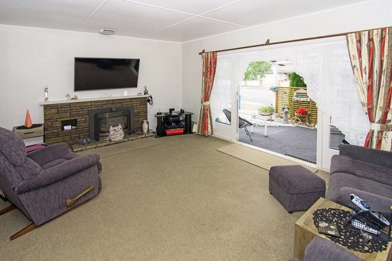 Photo of property in 21 Oxford Street, Lansdowne, Masterton, 5810