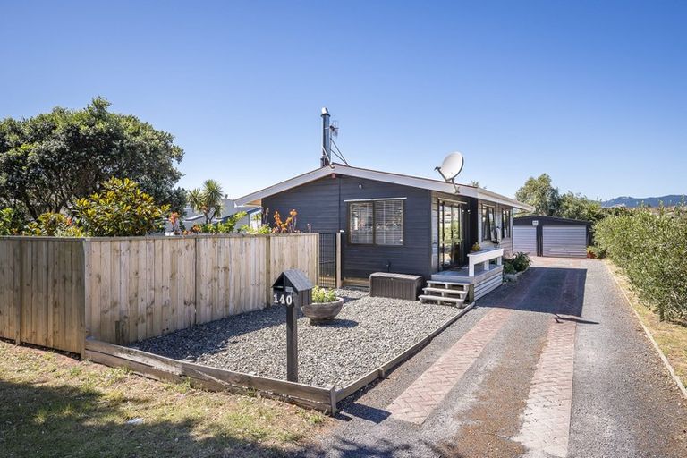 Photo of property in 140 Manly Street, Paraparaumu Beach, Paraparaumu, 5032