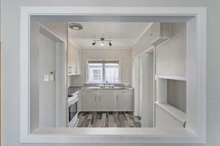 Photo of property in 2/145 College Street, Awapuni, Palmerston North, 4412