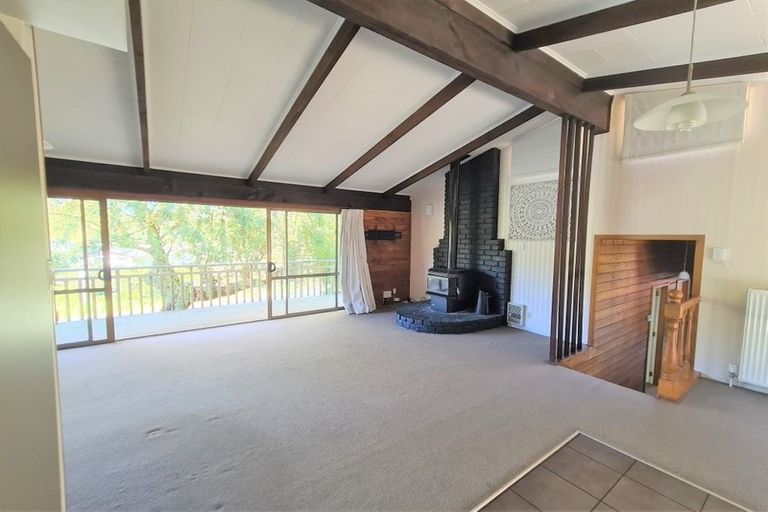 Photo of property in 113 Poplar Grove, Whalers Gate, New Plymouth, 4310