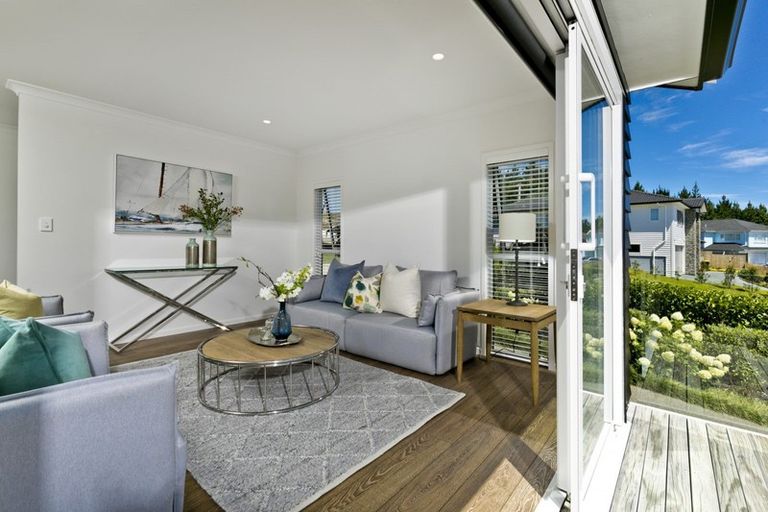 Photo of property in 97 Pinecrest Drive, Gulf Harbour, Whangaparaoa, 0930