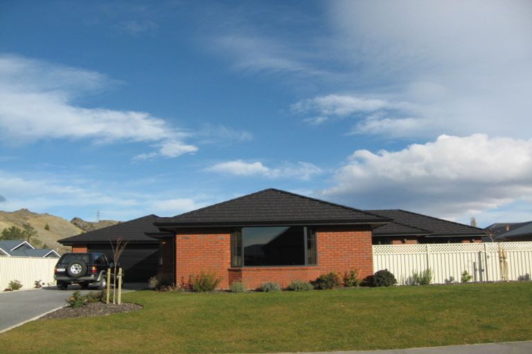 Photo of property in 7 Sunhaven Cove, Cromwell, 9310