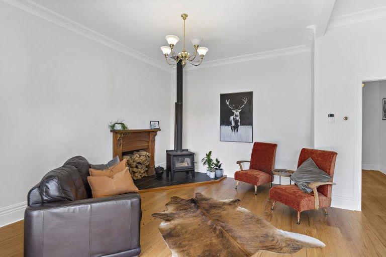 Photo of property in 14 Grey Street, Martinborough, 5711