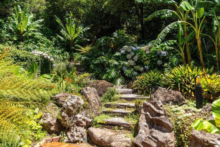 Photo of property in 16 Creswell Street, Opua, 0200