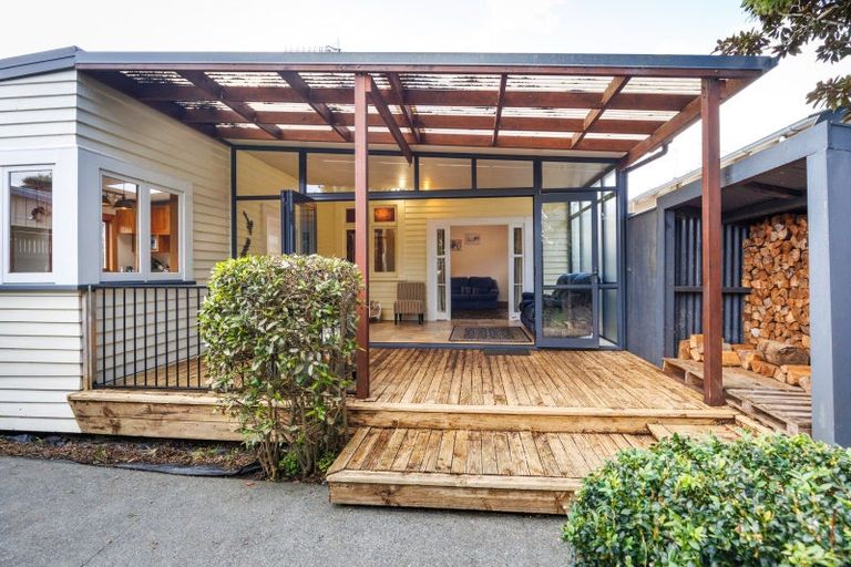 Photo of property in 47 Argyle Avenue, Takaro, Palmerston North, 4410