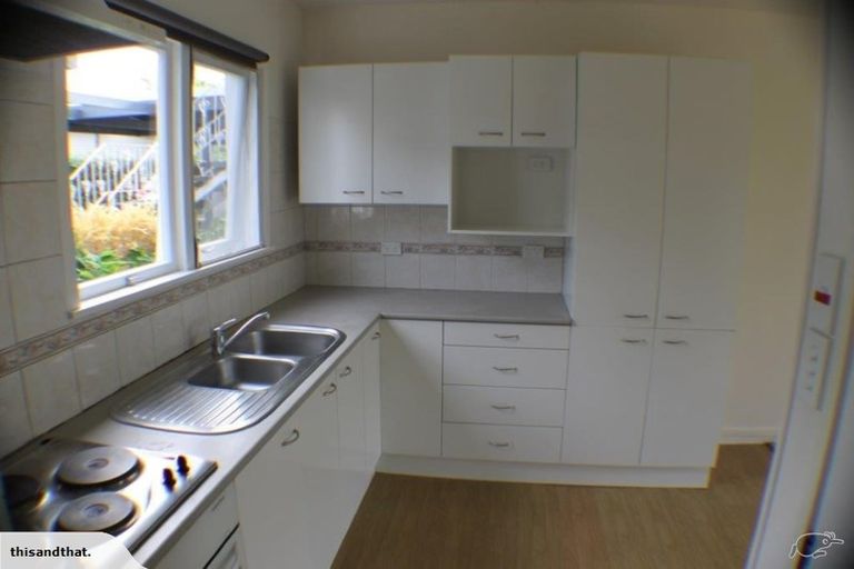 Photo of property in 1/133 Shakespeare Road, Milford, Auckland, 0620