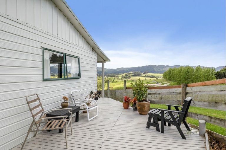 Photo of property in 2214 Cove Road, Mangawhai, Kaiwaka, 0573