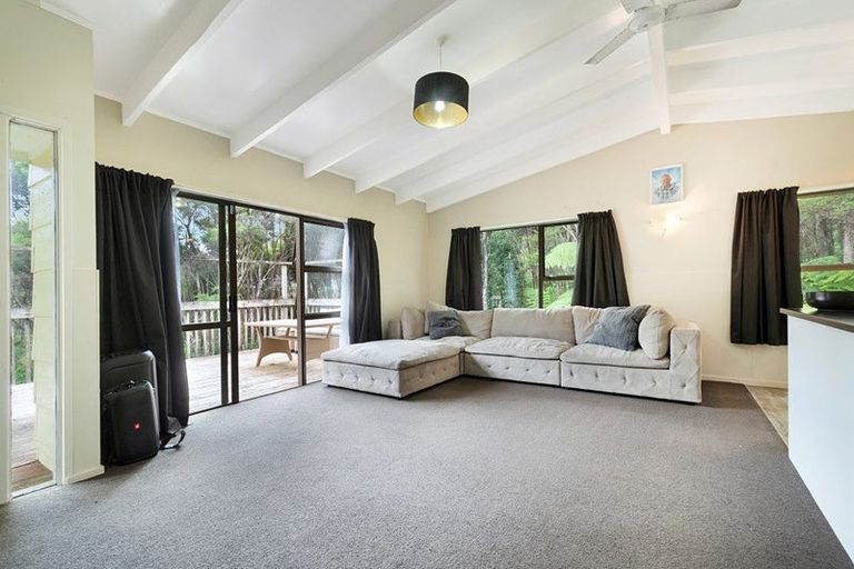 Photo of property in 115 Mcentee Road, Waitakere, Auckland, 0816