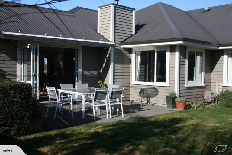 Photo of property in 1 Holly Place, Rangiora, 7400