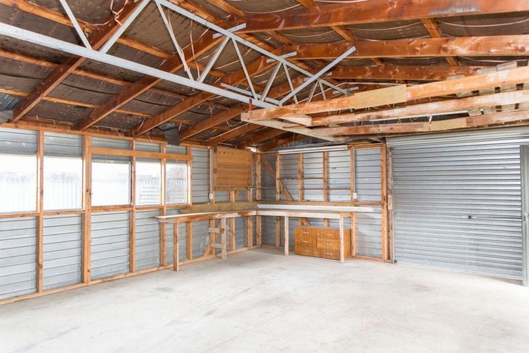 Photo of property in 17 Miller Street, Dannevirke, 4930