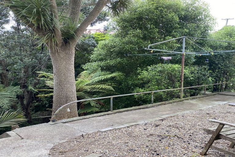 Photo of property in 16 Kaihuia Street, Northland, Wellington, 6012