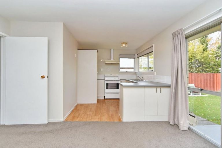 Photo of property in 1/73 Sabys Road, Halswell, Christchurch, 8025