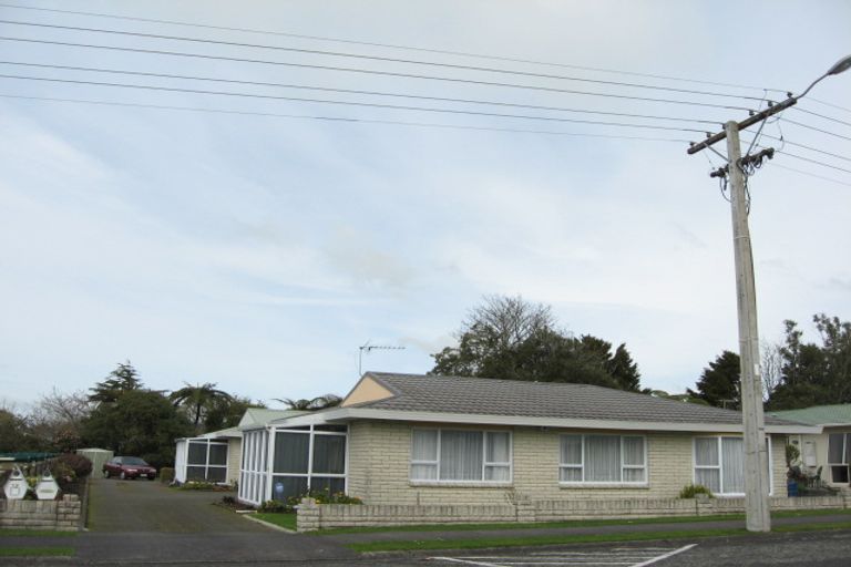 Photo of property in 7b Miro Street, Inglewood, 4330