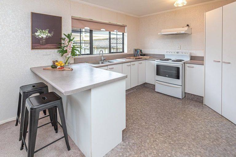 Photo of property in 6a Saint Helens Place, Tawhero, Whanganui, 4501