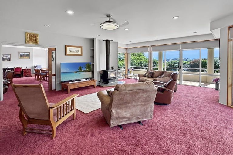 Photo of property in 174 Awamoa Road, Holmes Hill, Oamaru, 9492