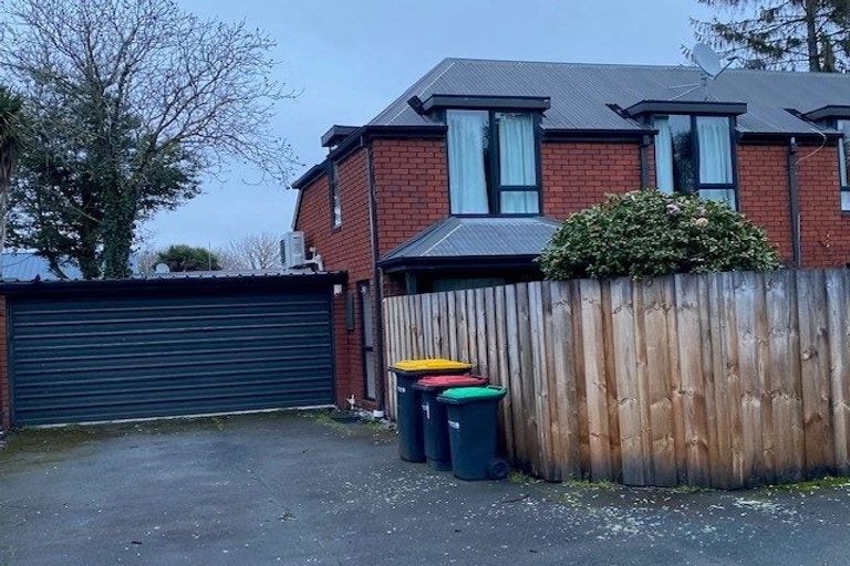 Photo of property in 238a Edgeware Road, Edgeware, Christchurch, 8013