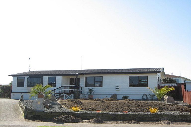 Photo of property in 8 Alpha Avenue, Coastlands, Whakatane, 3120