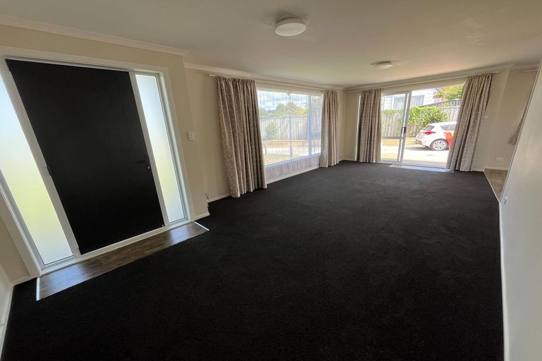 Photo of property in 5 Sapphire Place, Pukehangi, Rotorua, 3015
