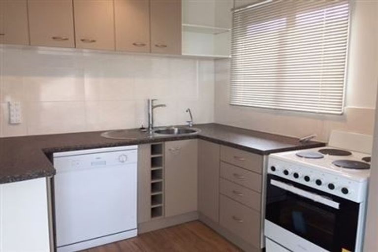 Photo of property in 1/24a Waimumu Road, Massey, Auckland, 0614