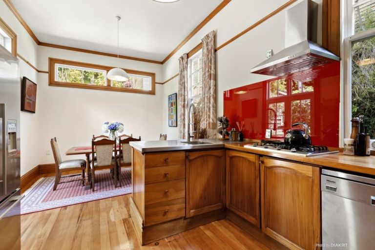 Photo of property in 29 Boundary Road, Kelburn, Wellington, 6012