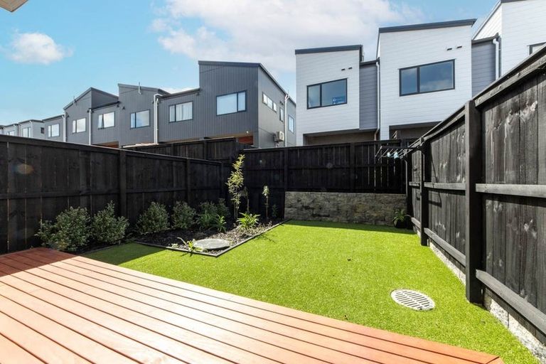 Photo of property in 30 Rana Road, Flat Bush, Auckland, 2019