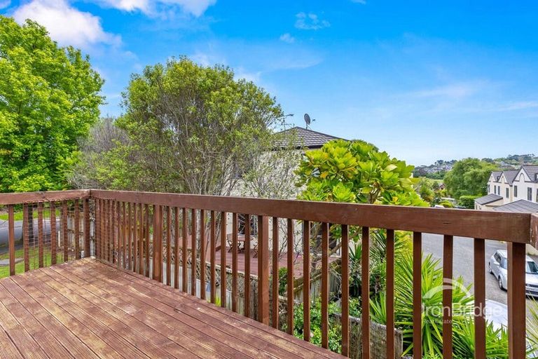 Photo of property in 1/6 Sunnydale Place, Oteha, Auckland, 0632