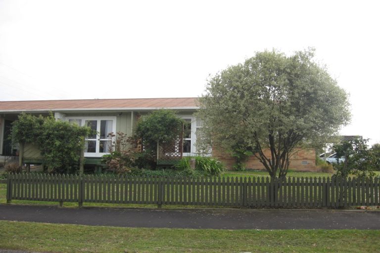 Photo of property in 25 Southsea Crescent, Silverdale, Hamilton, 3216